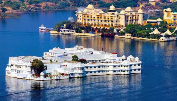 place to visit in udaipur
